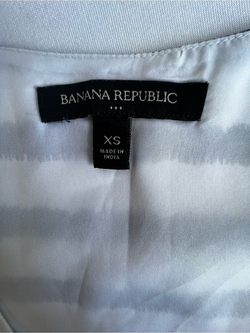BANANA REPUBLIC BLACK/WHITE/RED/YELLOW STRIPED PENCIL SKIRT. SIZE 10. 
LINED - Picture 3 of 9